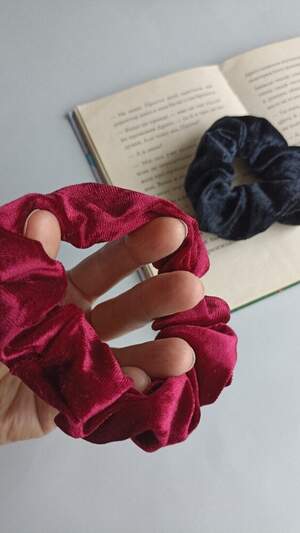 Black Velvet Scrunchie Retro Court Women's Hair Tying Rope Tying Hair Rubber Band Hair Rope